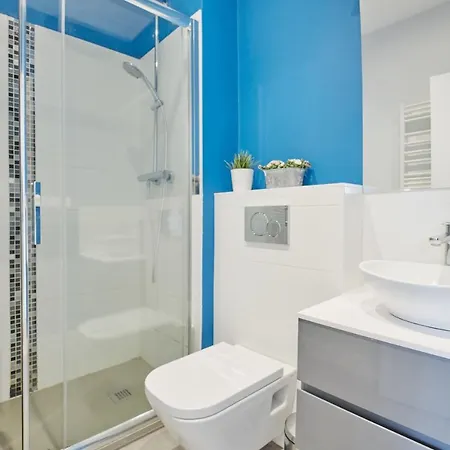 Guestready - Cozy Apt Near Cote Des Basques W Parking! Apartment